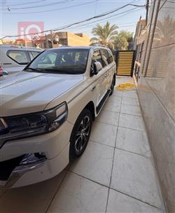 تويوتا لاندكروزر